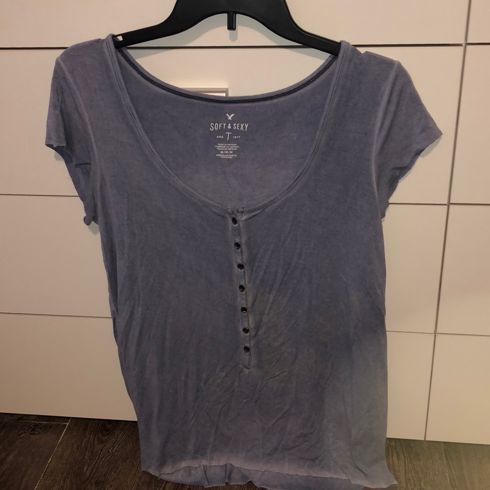 American Eagle T-shirt